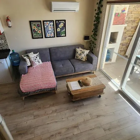 Lägenhetshotell Calish Duplex